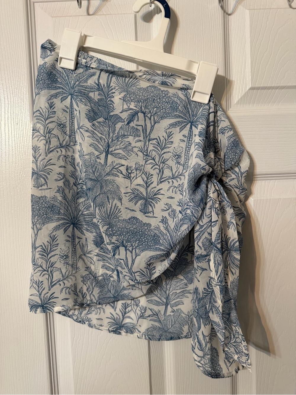 Shade & Shore Blue and White Floral Swim Sarong